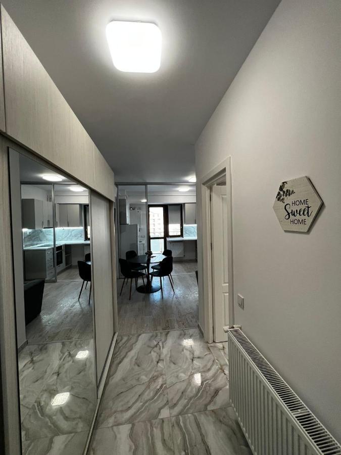 Cozy Apartments - City Center Iasi Buitenkant foto