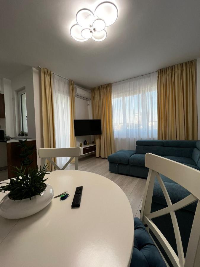 Cozy Apartments - City Center Iasi Buitenkant foto