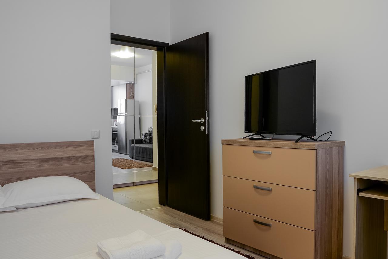 Cozy Apartments - City Center Iasi Buitenkant foto